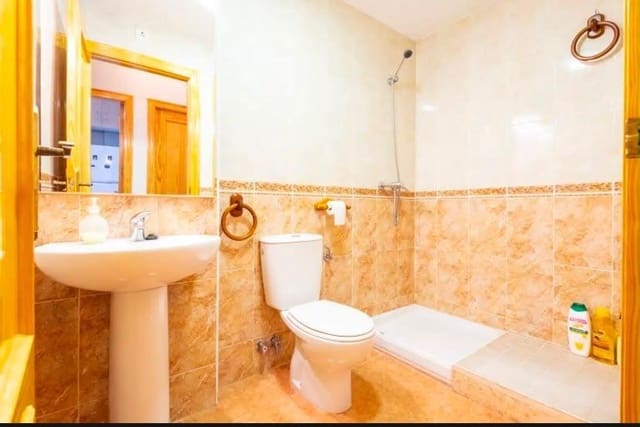4 sovrum Radhus till salu i Los Alcázares med garage - 265 000 € (Ref: 10100436)
