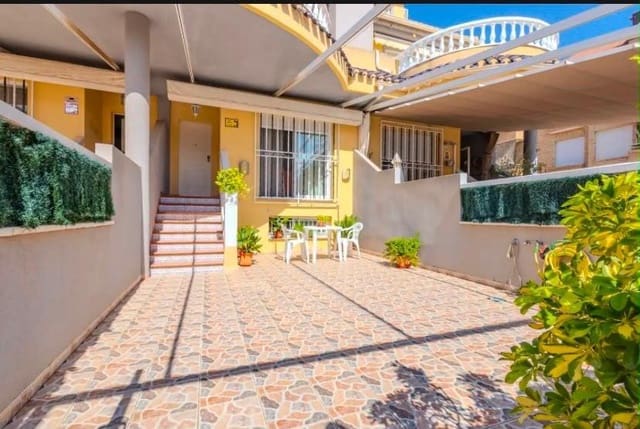 4 sovrum Radhus till salu i Los Alcázares med garage - 265 000 € (Ref: 10100436)