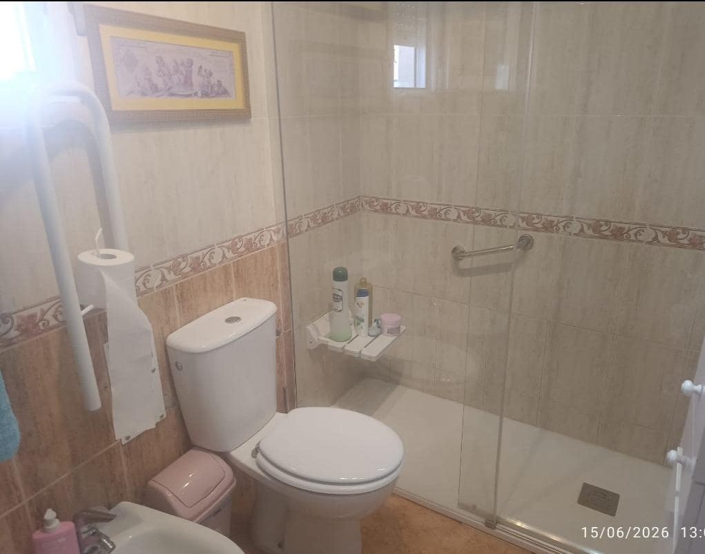 2 sypialnia Apartament na sprzedaż w Los Alcazares z basenem garażem - 134 500 € (Ref: 10168727)