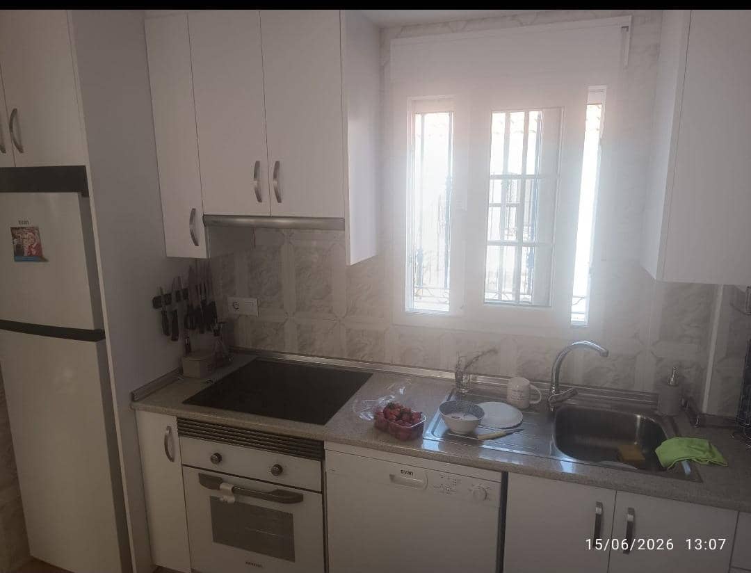 2 sypialnia Apartament na sprzedaż w Los Alcazares z basenem garażem - 134 500 € (Ref: 10168727)