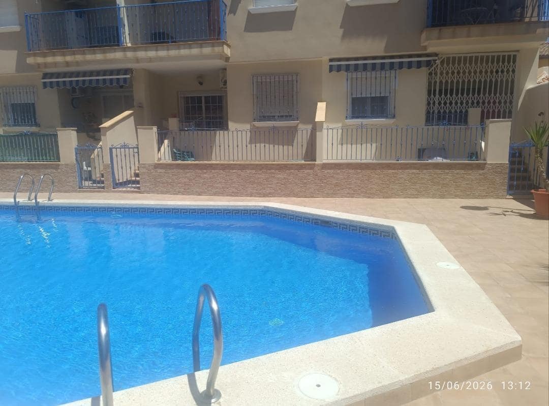 2 sypialnia Apartament na sprzedaż w Los Alcazares z basenem garażem - 134 500 € (Ref: 10168727)