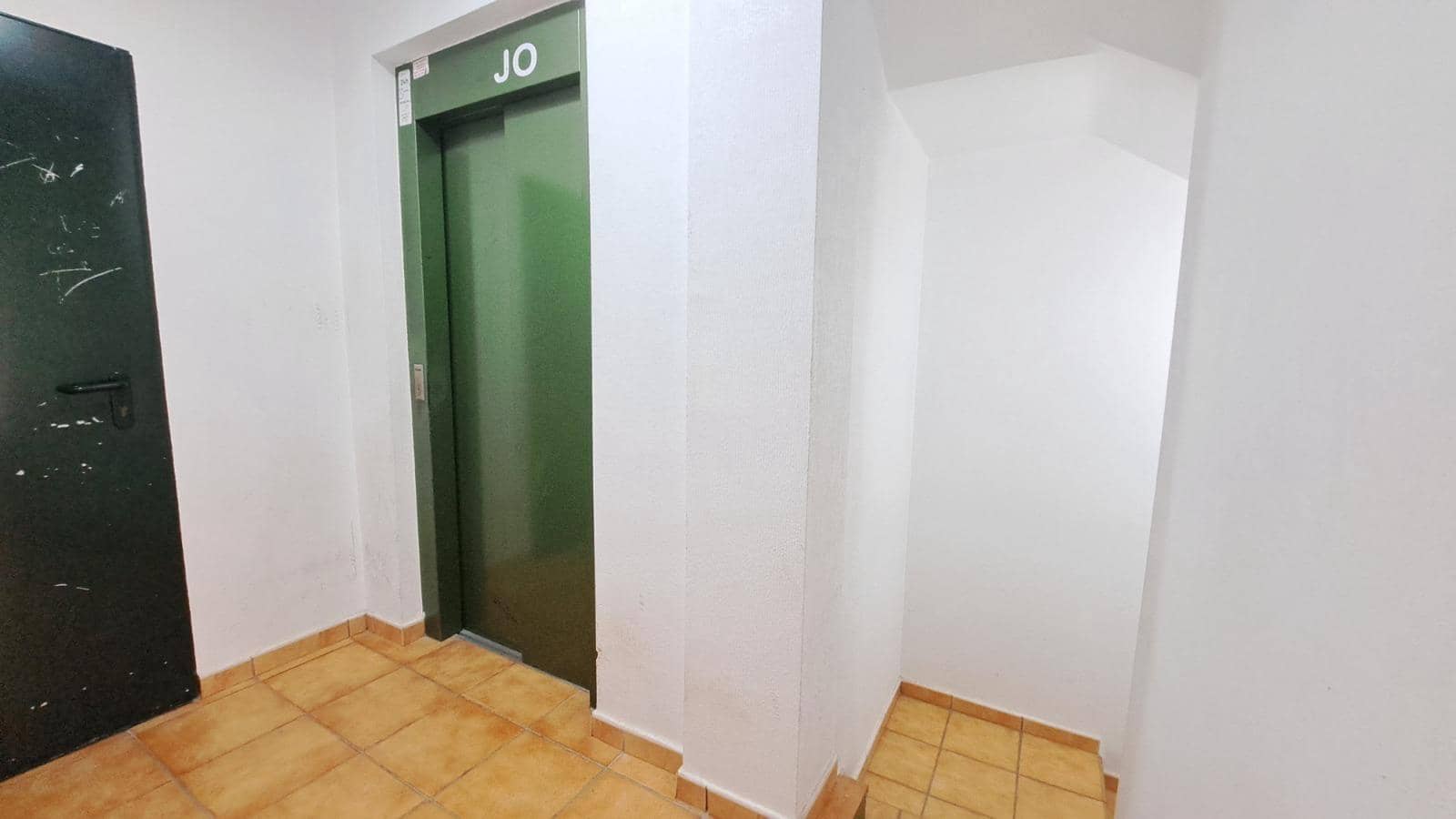 2 sypialnia Apartament na sprzedaż w Los Alcazares z basenem garażem - 134 500 € (Ref: 10168727)