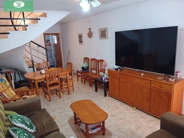 5 makuuhuone Rivitalo myytävänä paikassa Los Narejos, Los Alcázares - 199 900 € (Ref: 8419703)