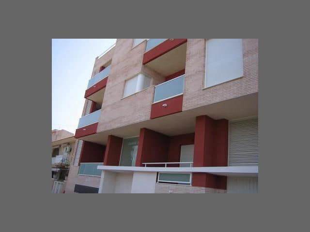 Ático de 3 habitaciones en Los Alcázares en venta - 128.500 € (Ref: 8594992)