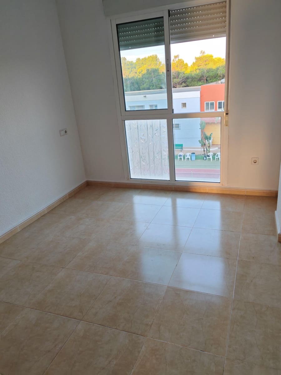 Ático de 3 habitaciones en Los Alcázares en venta - 128.500 € (Ref: 8594992)
