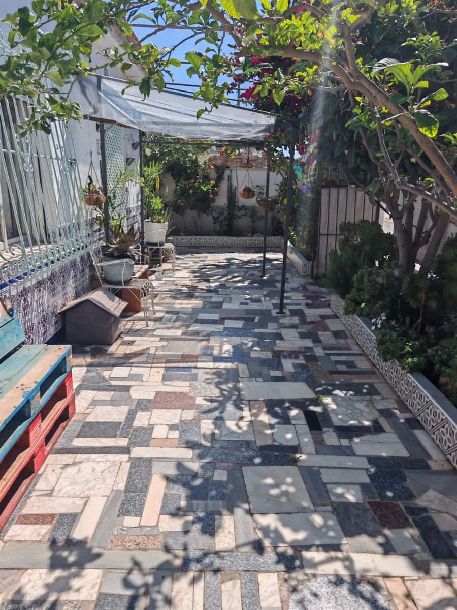 4 bedroom Villa for sale in Los Alcazares with pool - € 159,900 (Ref: 8982594)