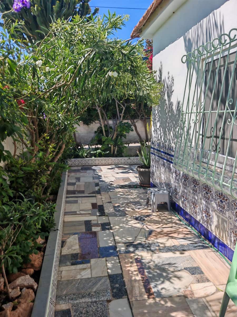 4 bedroom Villa for sale in Los Alcazares with pool - € 159,900 (Ref: 8982594)