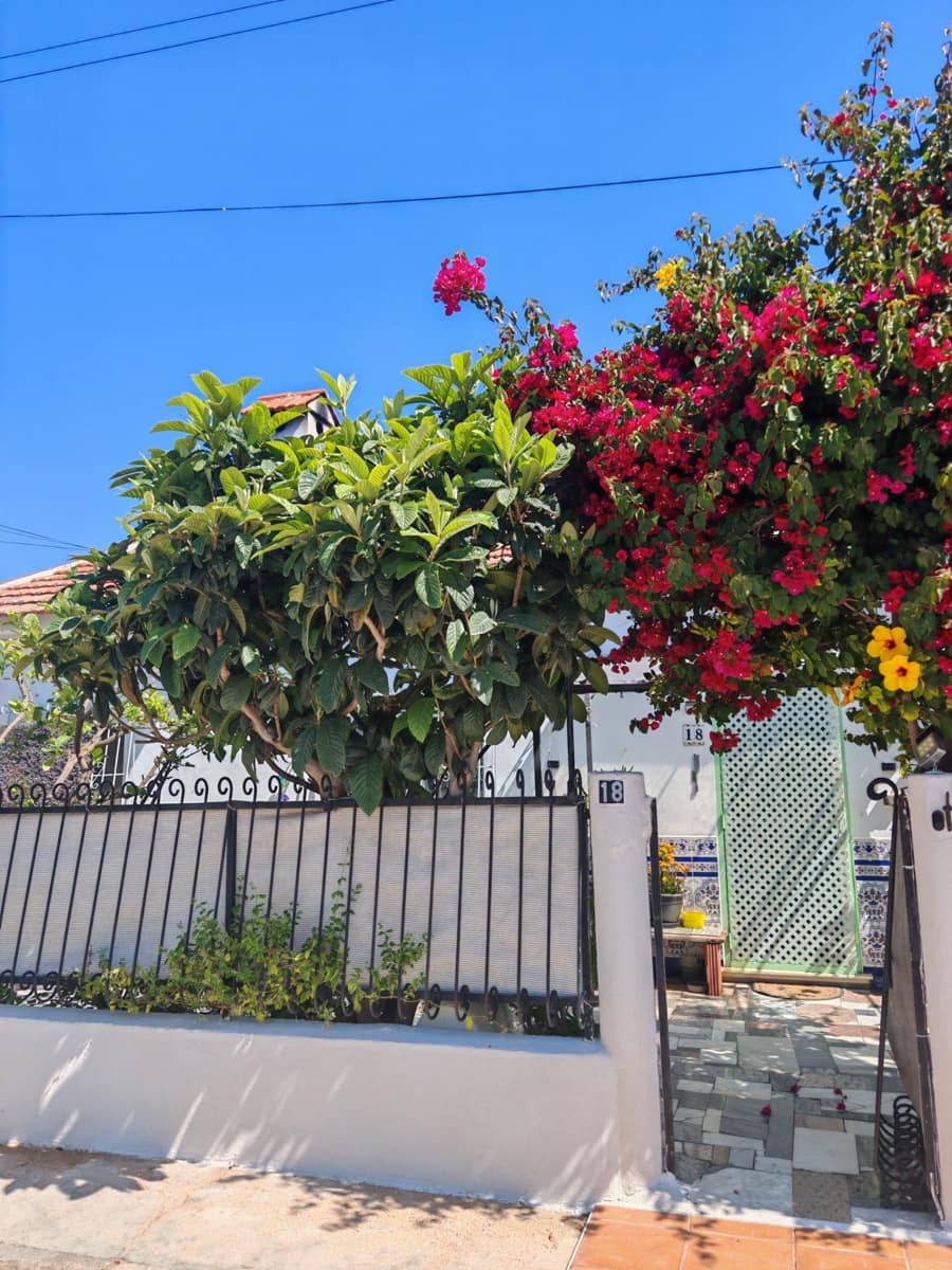 4 bedroom Villa for sale in Los Alcazares with pool - € 159,900 (Ref: 8982594)