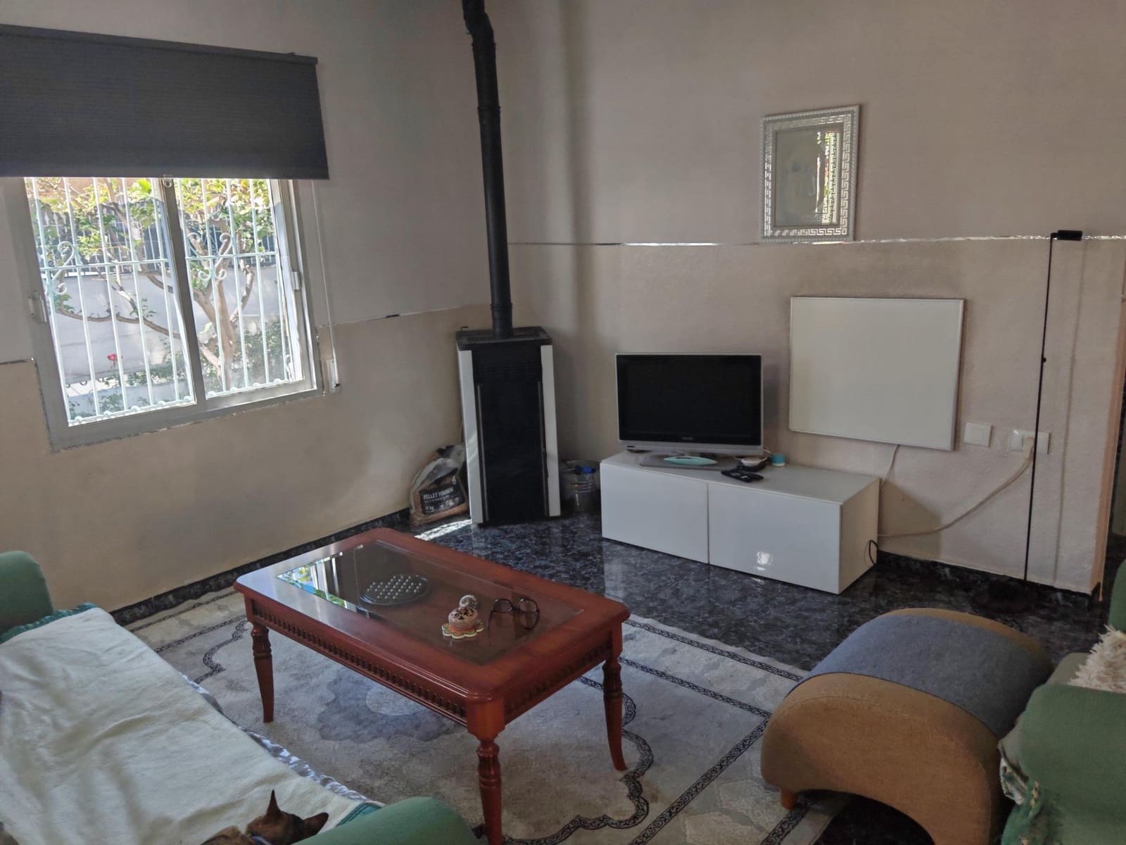 4 bedroom Villa for sale in Los Alcazares with pool - € 159,900 (Ref: 8982594)