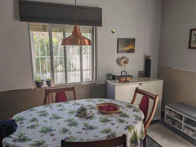 4 soveværelse Villa til salg i Los Alcázares med swimmingpool - € 154.900 (Ref: 8982594)