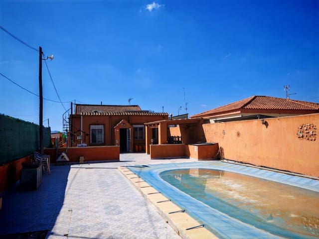 3 slaapkamer Finca/Landhuis te koop in Los Alcázares met zwembad - € 189.900 (Ref: 9012384)