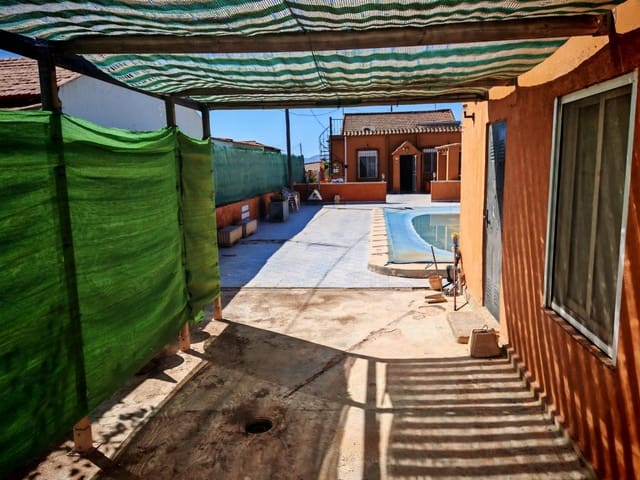 3 slaapkamer Finca/Landhuis te koop in Los Alcázares met zwembad - € 189.900 (Ref: 9012384)