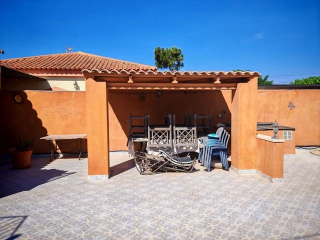 3 slaapkamer Finca/Landhuis te koop in Los Alcázares met zwembad - € 189.900 (Ref: 9012384)