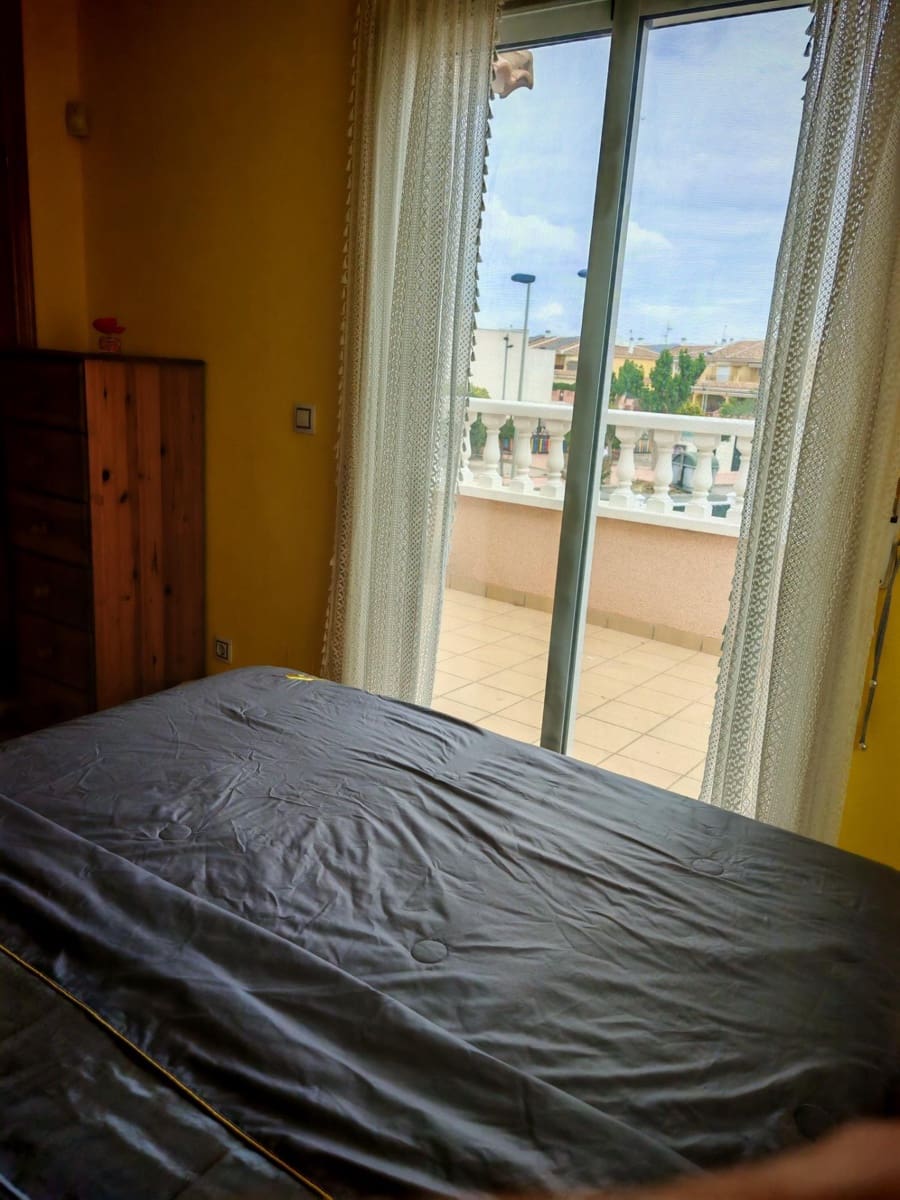 3 makuuhuone Huvila myytävänä paikassa Los Alcazares mukana uima-altaan - 249 900 € (Ref: 9023040)