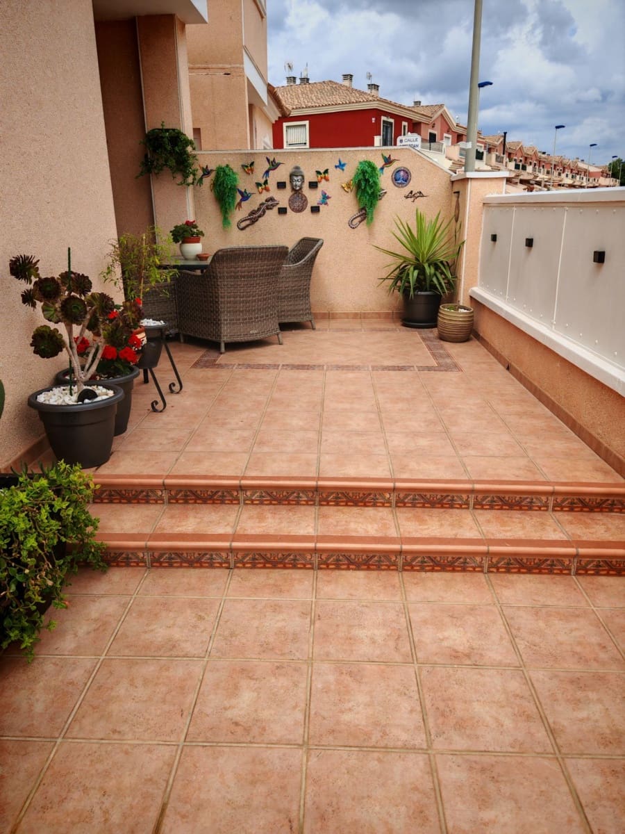 3 makuuhuone Huvila myytävänä paikassa Los Alcazares mukana uima-altaan - 249 900 € (Ref: 9023040)