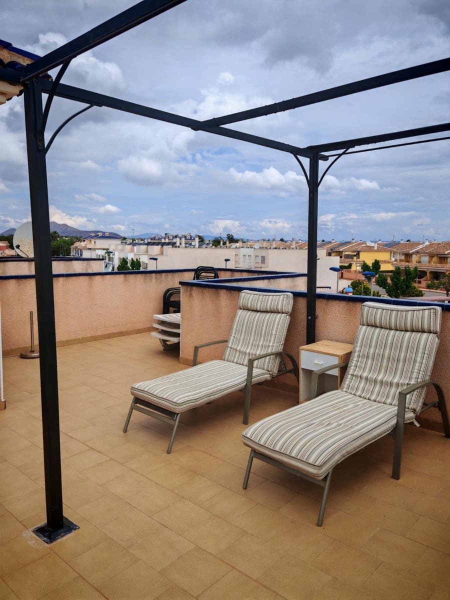 3 makuuhuone Huvila myytävänä paikassa Los Alcazares mukana uima-altaan - 249 900 € (Ref: 9023040)