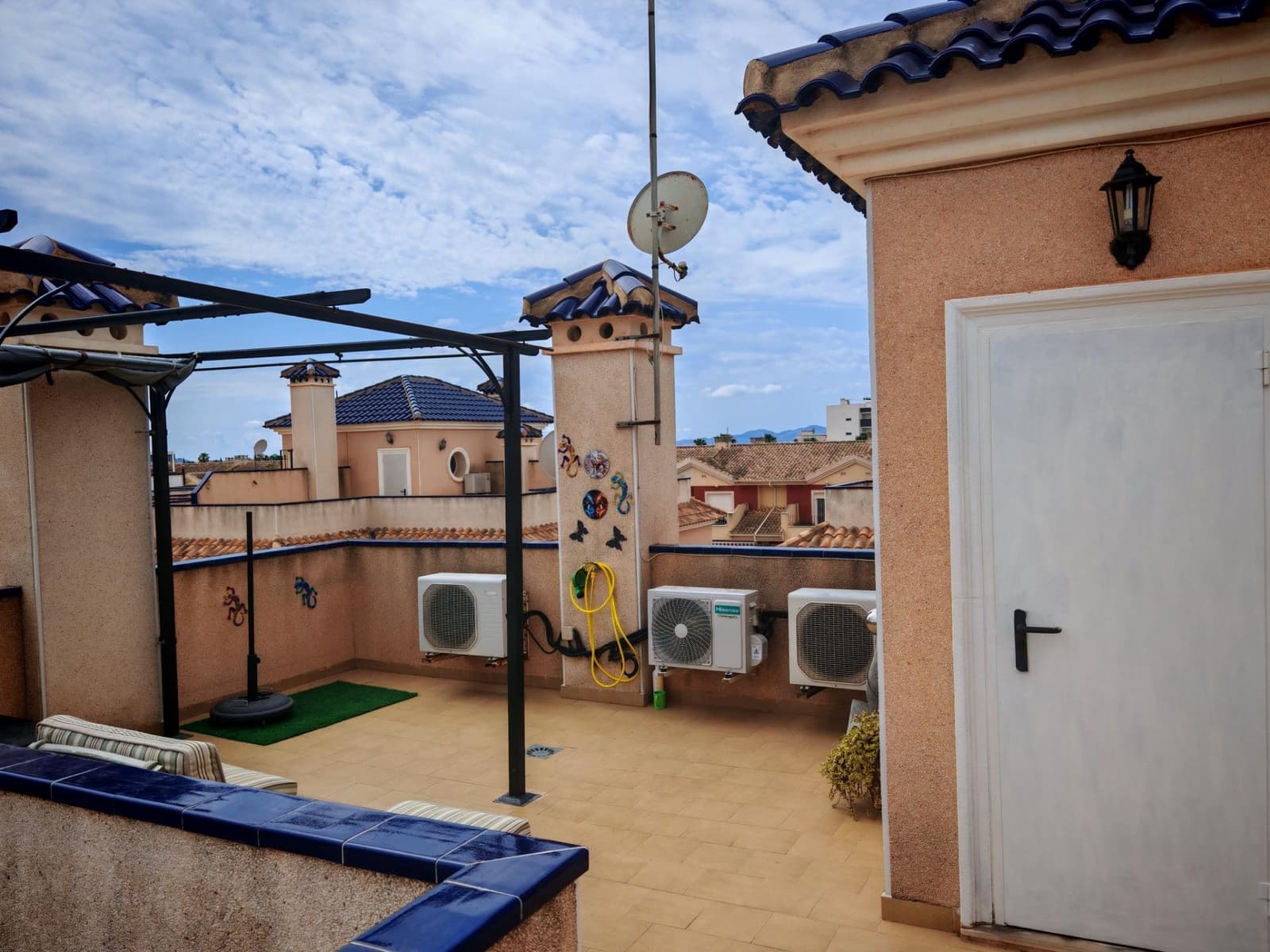 3 makuuhuone Huvila myytävänä paikassa Los Alcazares mukana uima-altaan - 249 900 € (Ref: 9023040)