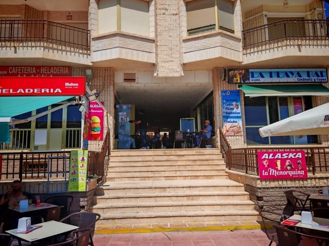 3 camera da letto Commerciale da affittare in Los Alcázares - 450 € (Rif: 9024712)