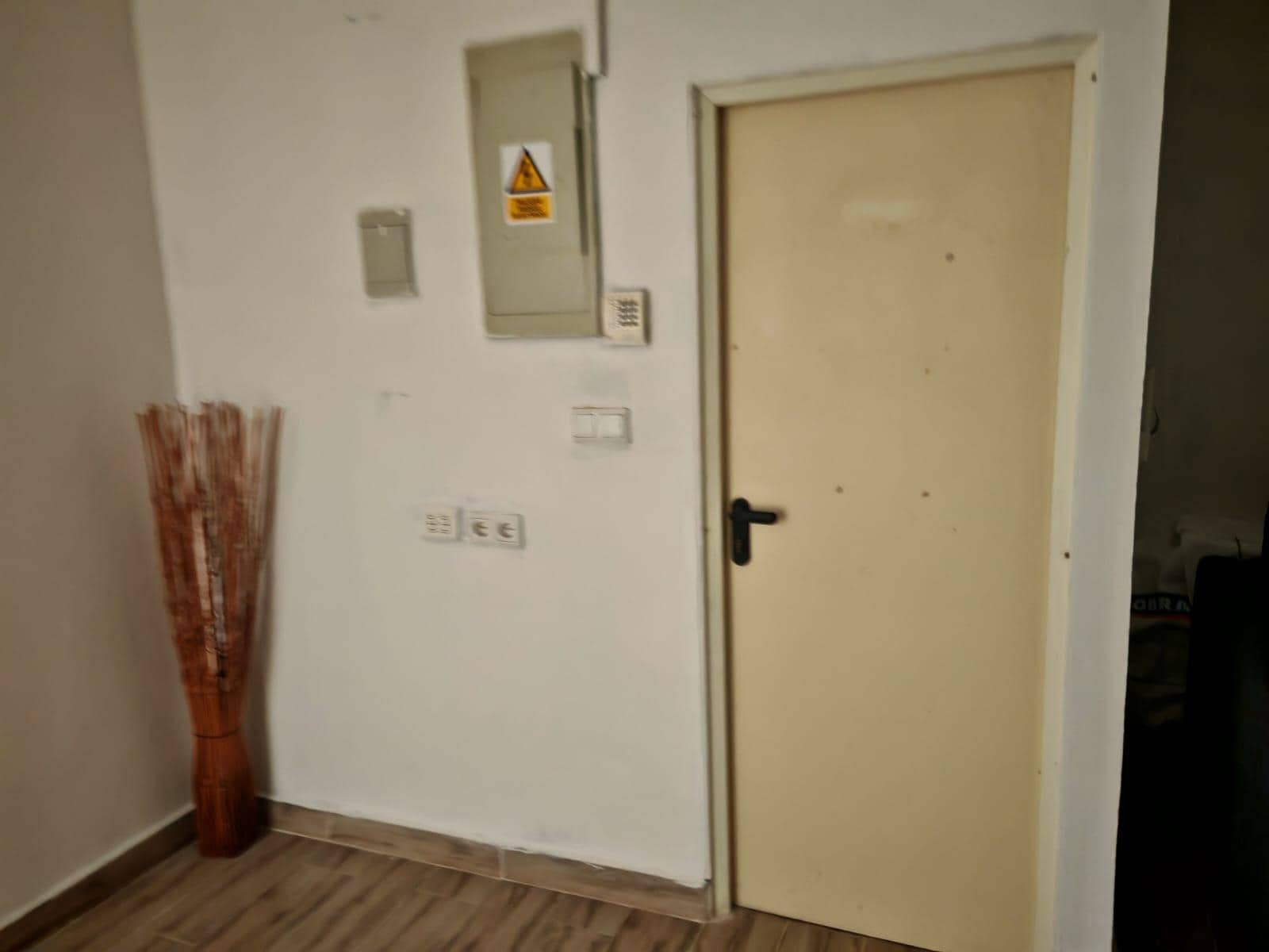 3 soveværelse Erhverv til leje i Los Alcazares - € 450 (Ref: 9024712)