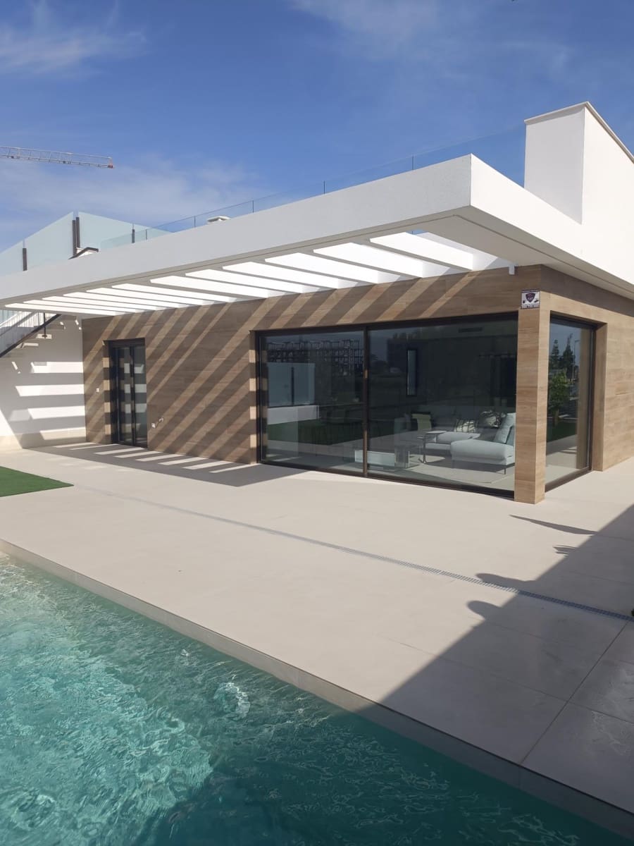 3 soveværelse Villa til salg i Los Alcazares - € 685.000 (Ref: 9367428)