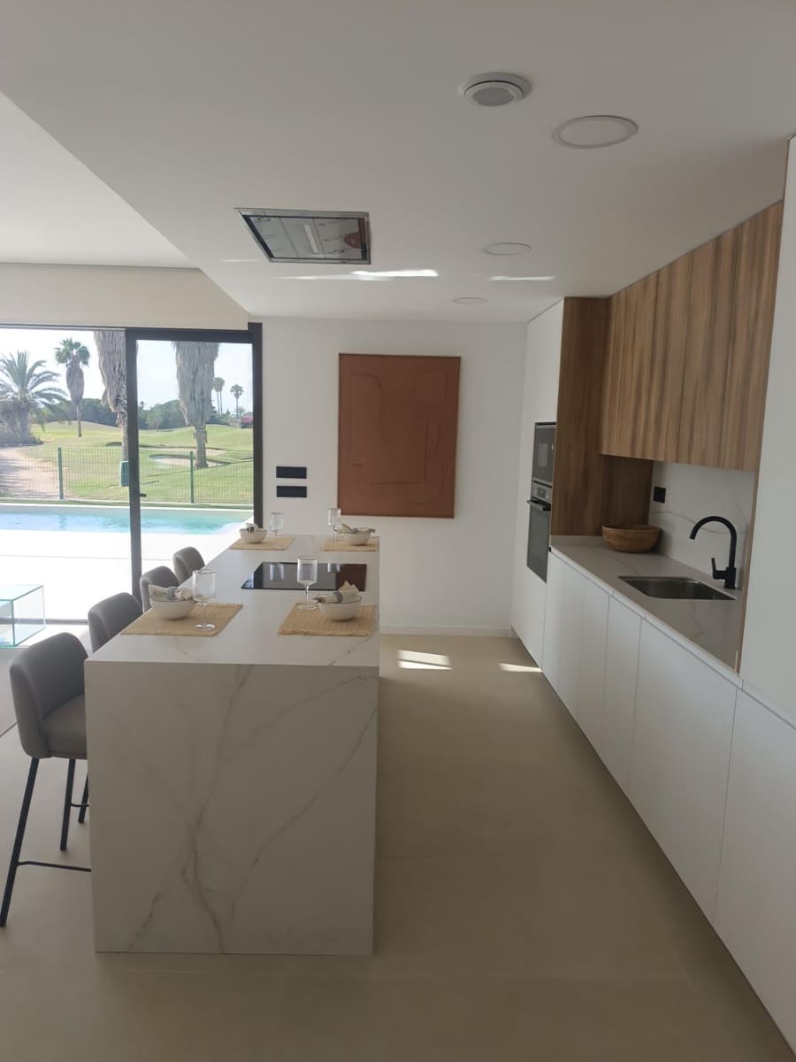 3 soveværelse Villa til salg i Los Alcazares - € 685.000 (Ref: 9367428)