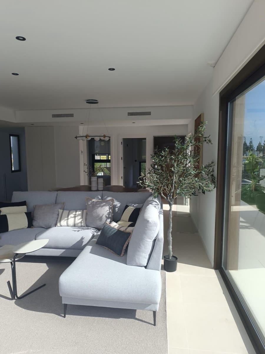 3 soveværelse Villa til salg i Los Alcazares - € 685.000 (Ref: 9367428)