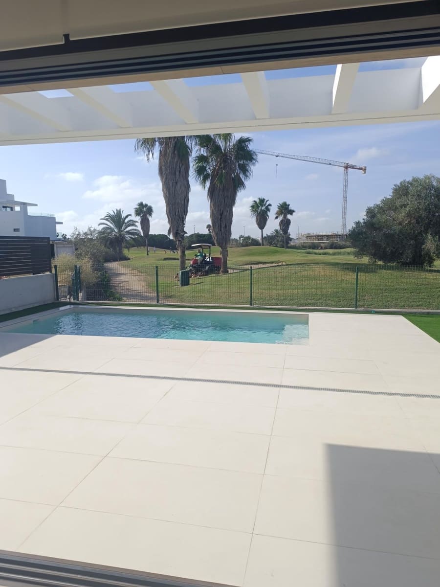 3 soveværelse Villa til salg i Los Alcazares - € 685.000 (Ref: 9367428)