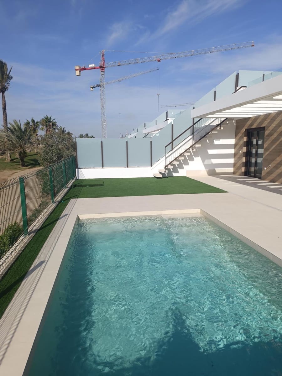 3 soveværelse Villa til salg i Los Alcazares - € 685.000 (Ref: 9367428)