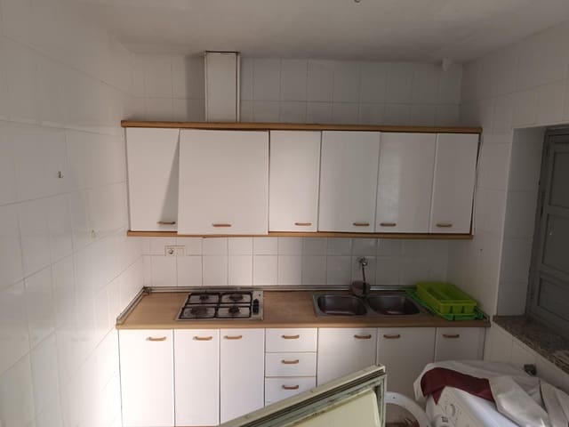 5 sypialnia Dom na sprzedaż w Los Alcázares - 139 900 € (Ref: 9403320)