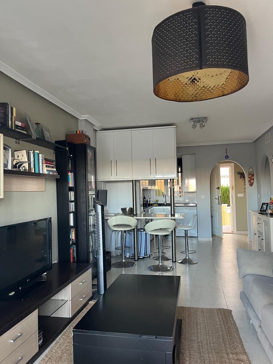 2 soveværelse Lejlighed til salg i Los Narejos med swimmingpool garage - € 188.500 (Ref: 9502211)