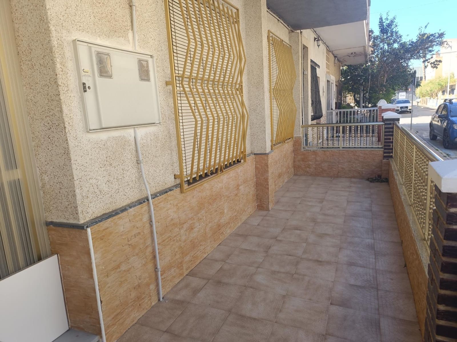 4 bedroom Apartment for sale in Los Alcazares - € 129,900 (Ref: 9608001)
