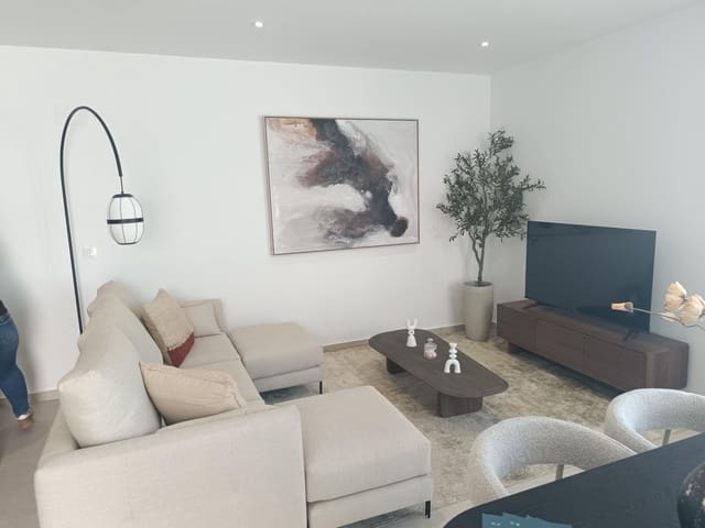 3 makuuhuone Huvila myytävänä paikassa Los Alcázares - 467 000 € (Ref: 9644948)