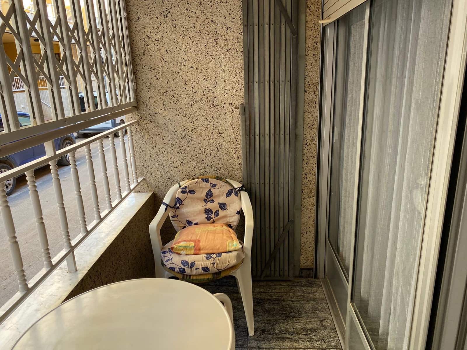 4 makuuhuone Huoneisto myytävänä paikassa Los Alcazares - 139 900 € (Ref: 9656009)