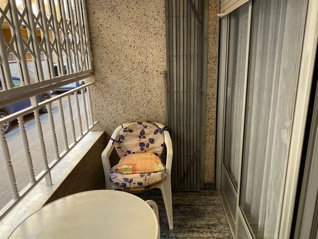 4 makuuhuone Huoneisto myytävänä paikassa Centro, Los Alcázares - 139 900 € (Ref: 9656009)