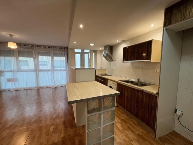 Apartamento de 2 habitaciones en Centro, Los Alcázares en venta - 129.900 € (Ref: 9738486)