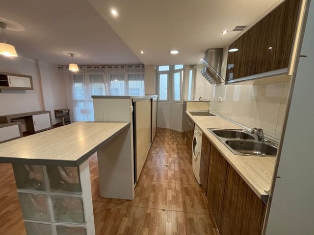 Apartamento de 2 habitaciones en Centro, Los Alcázares en venta - 129.900 € (Ref: 9738486)