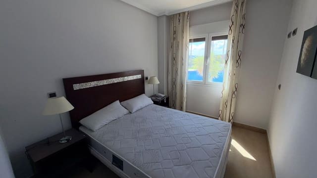 2 makuuhuone Huoneisto myytävänä paikassa Los Alcázares mukana uima-altaan 
autotalli - 162 500 € (Ref: 9804246)