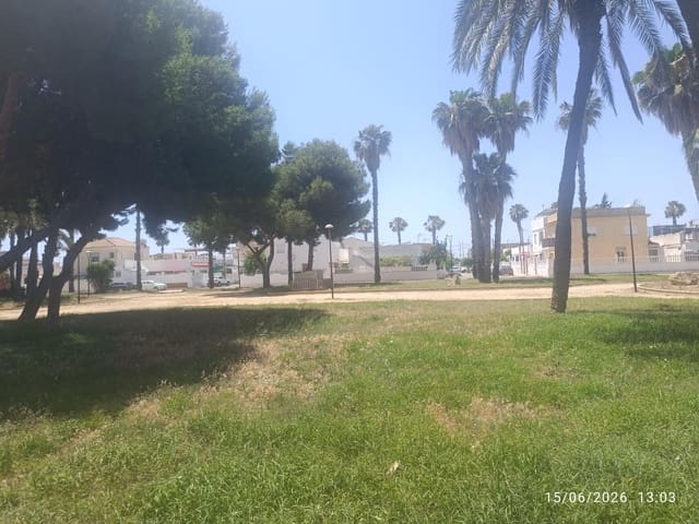 Apartamento de 2 habitaciones en San Javier en venta - 139.900 € (Ref: 9907500)
