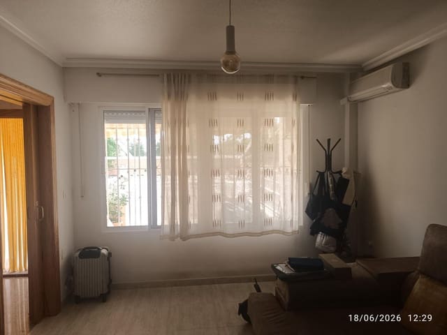 5 makuuhuone Rivitalo myytävänä paikassa Los Alcázares - 265 000 € (Ref: 9913115)