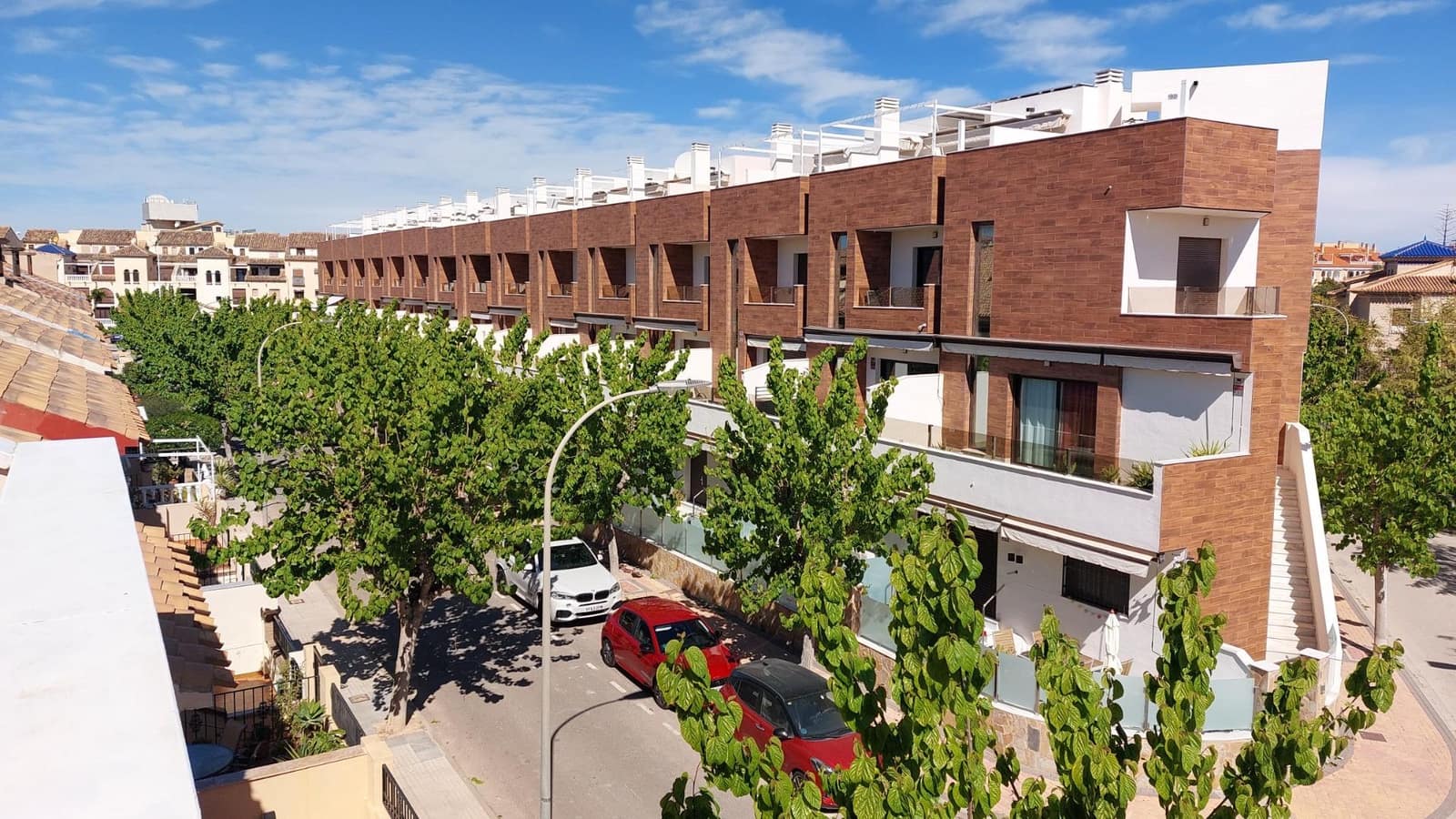 4 sypialnia Dom szeregowy na sprzedaż w Los Narejos z garażem - 395 000 € (Ref: 9967784)