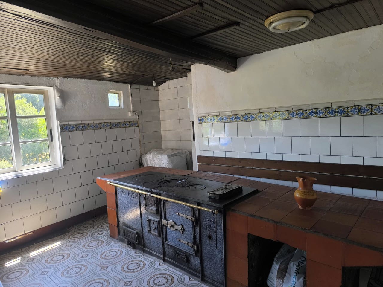2 bedroom Finca/Country House for sale in Carballedo with garage - € 80,000 (Ref: 10019866)