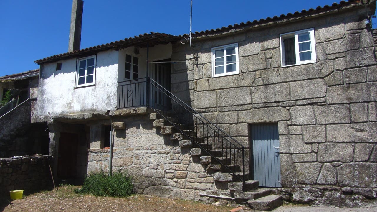 2 bedroom Finca/Country House for sale in Carballedo with garage - € 80,000 (Ref: 10019866)