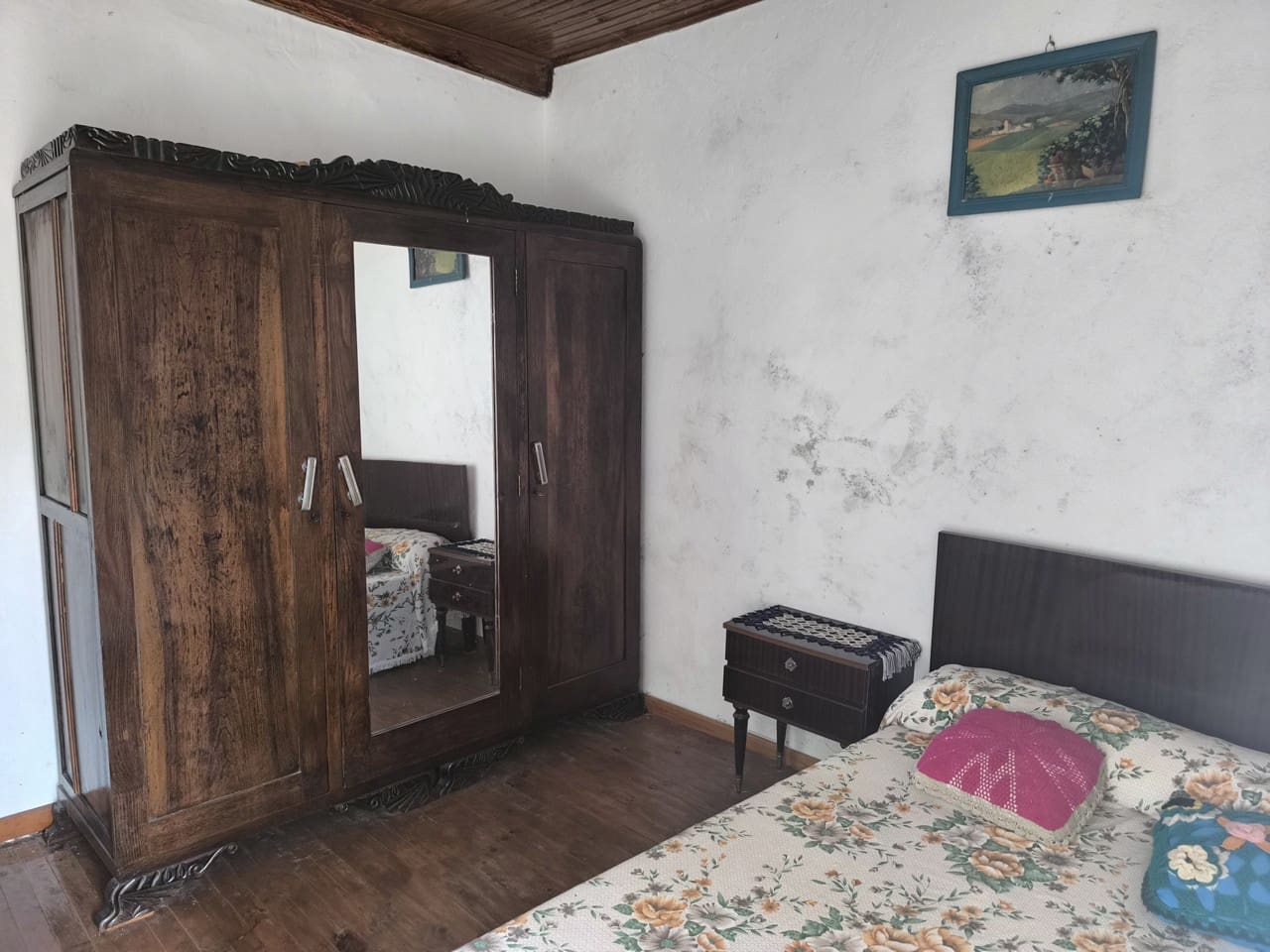 6 bedroom Finca/Country House for sale in Panton with garage - € 180,000 (Ref: 10098759)