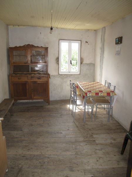 4 bedroom Finca/Country House for sale in Panton - € 36,000 (Ref: 2697983)