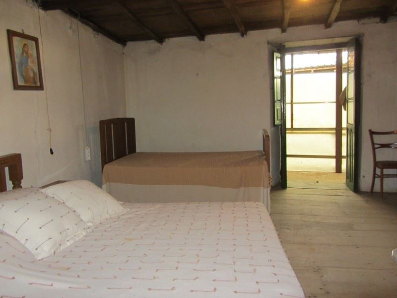 6 soveværelse Finca/Landehus til salg i A Pobra de Brollon med garage - € 90.000 (Ref: 3267204)