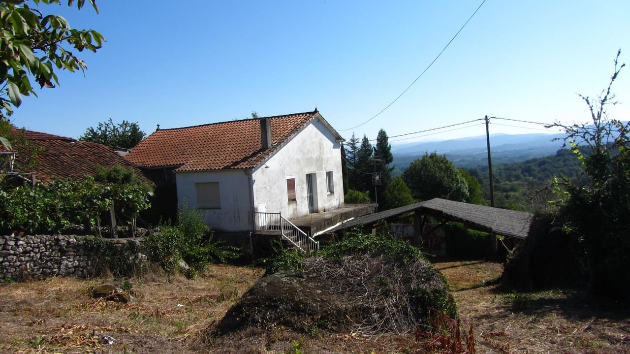 4 soveværelse Finca/Landehus til salg i Panton med garage - € 85.000 (Ref: 4157303)