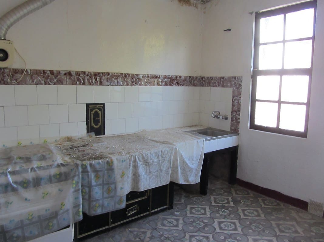 3 soveværelse Finca/Landehus til salg i Sober - € 75.000 (Ref: 4831778)