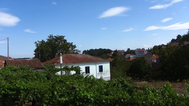 2 bedroom Townhouse for sale in Sober with garage - € 95,000 (Ref: 4849993)