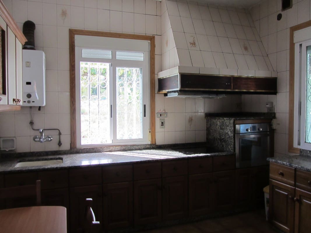 2 soveværelse Byhus til salg i Sober med garage - € 95.000 (Ref: 4849993)