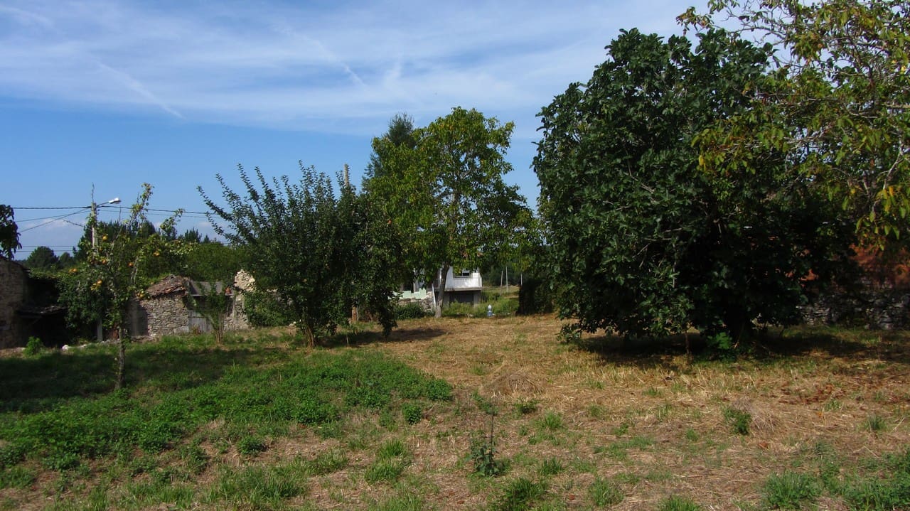 3 soveværelse Finca/Landehus til salg i Sober med garage - € 45.000 (Ref: 5017170)